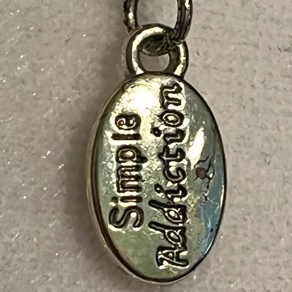 Vintage Simple Addiction White Beaded Gold Tone Statement Necklace - Picture 3 of 3